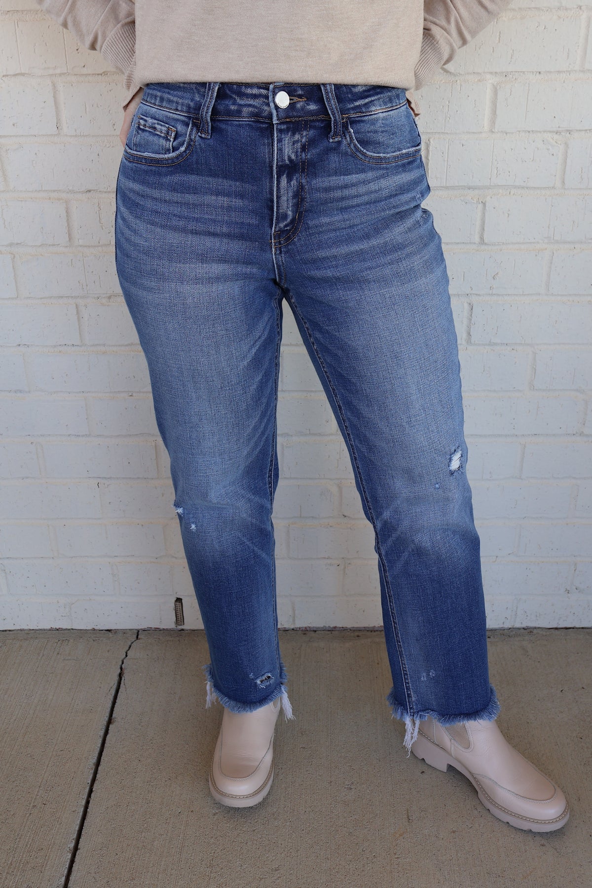 High Rise Frayed Hem Straight Jeans